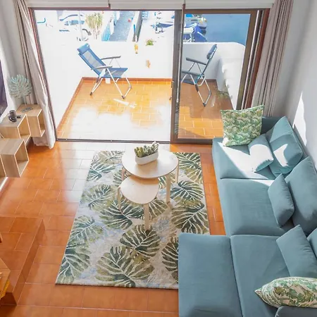 Marina Seafront 12 Appartement