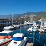 Апартаменты Marina Seafront 12 *