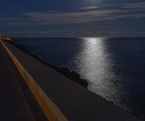 Appartamento Marina Seafront 12 Radazul