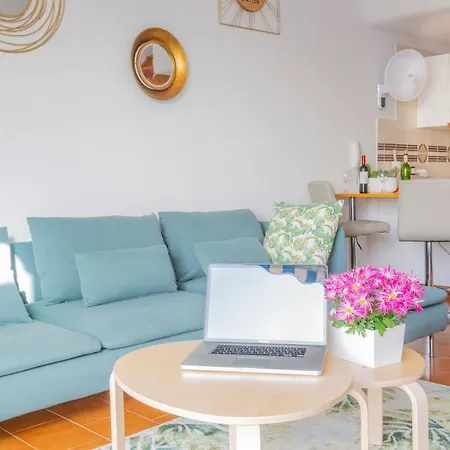 Marina Seafront 12 شقة *